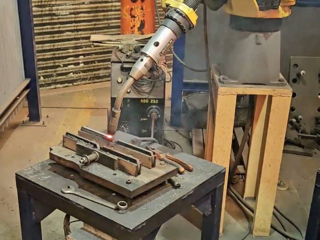 Cadena Transportadora de Troncos de Alta Resistencia