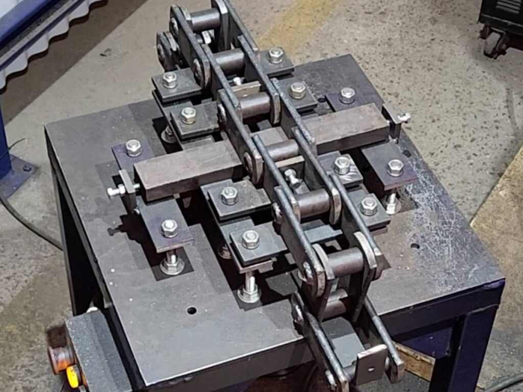 Cadena Transportadora de Troncos de Alta Resistencia