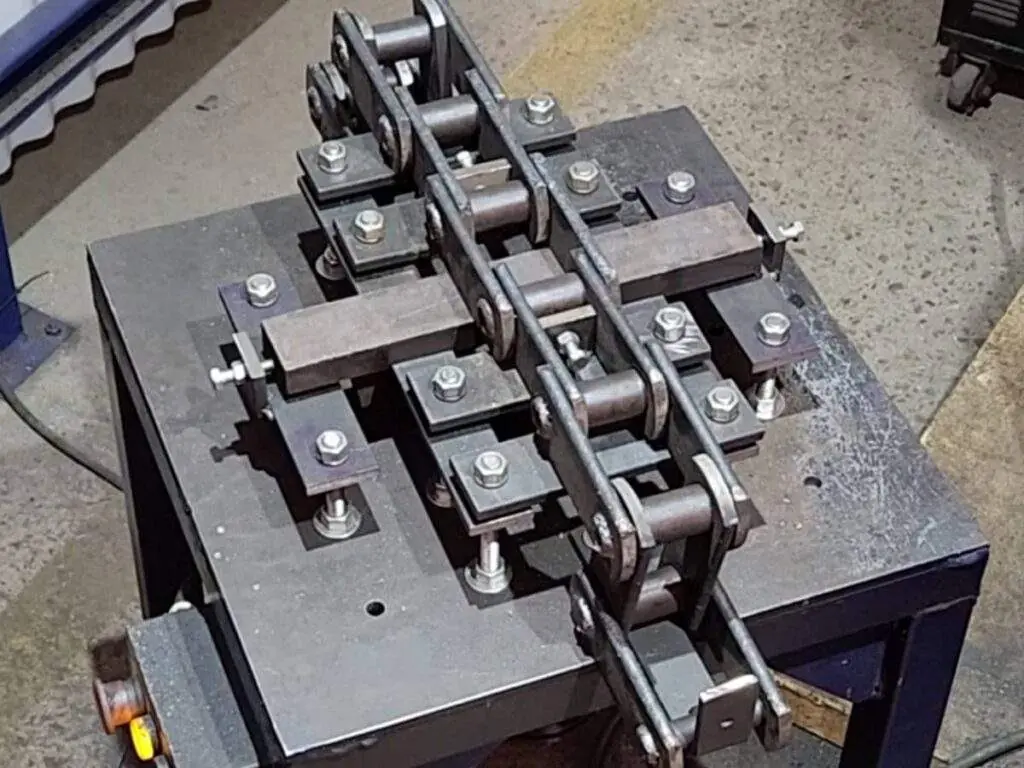 Cadena Transportadora de Troncos de Alta Resistencia