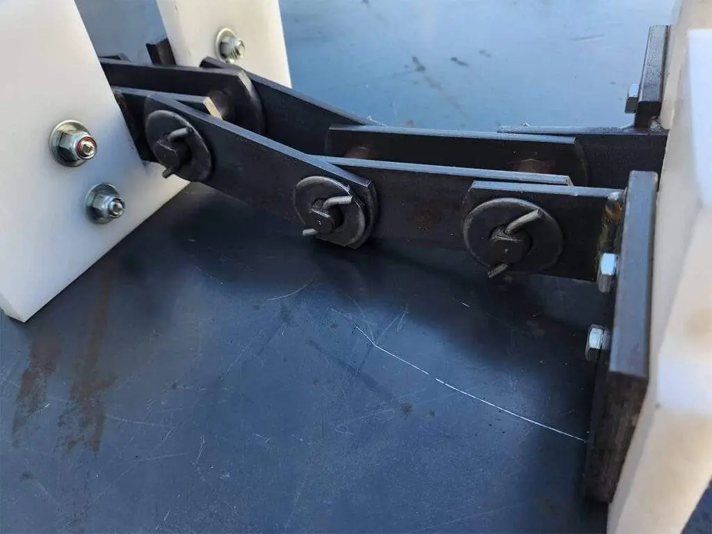 CADENAS ESTANDAR BUJE CLAVADO