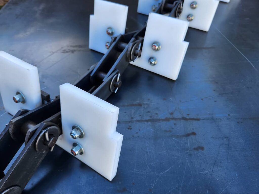 CADENAS ESTANDAR BUJE CLAVADO