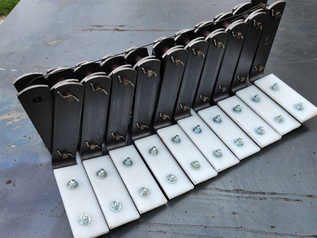 CADENAS ESTANDAR BUJE CLAVADO