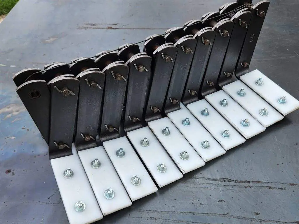 CADENAS ESTANDAR BUJE CLAVADO