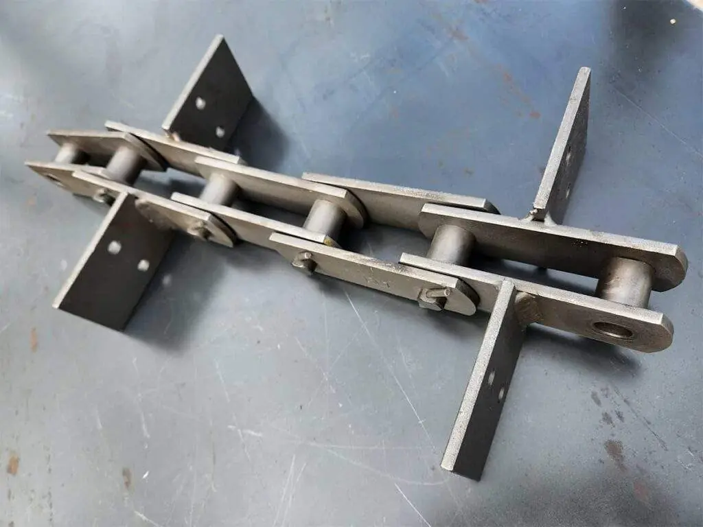 CADENAS ESTANDAR BUJE CLAVADO