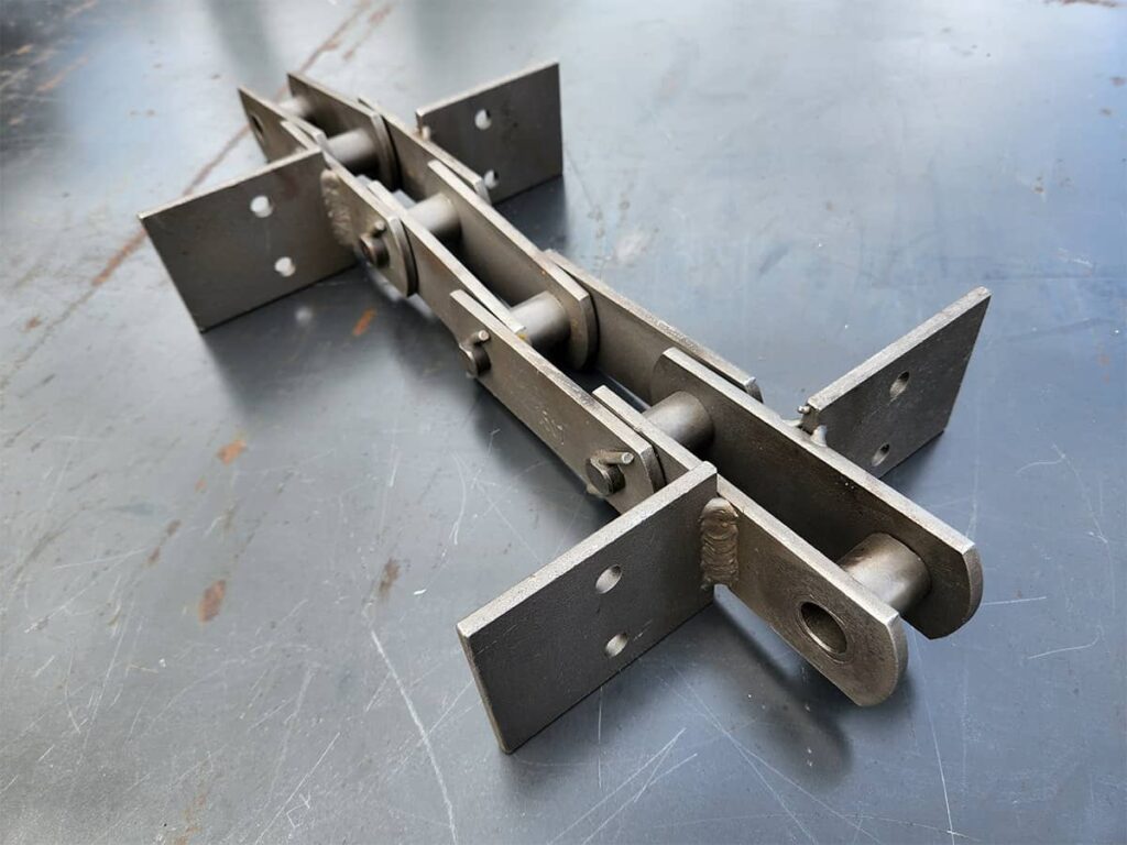 CADENAS ESTANDAR BUJE CLAVADO