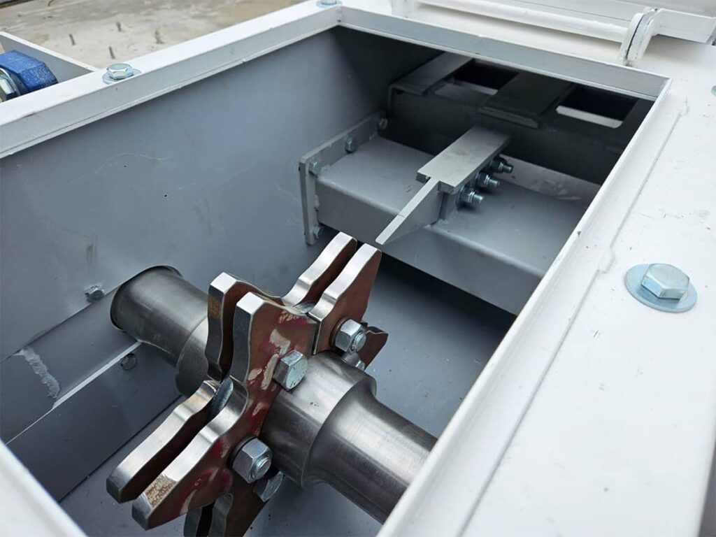 Transporte de Sulfato de Sodio en Entornos de Alta Exigencia