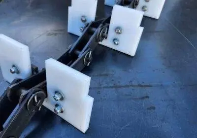 Cadenas para Transportadores Inclinados: Innovación y Desarrollo a Medida en Metalplas