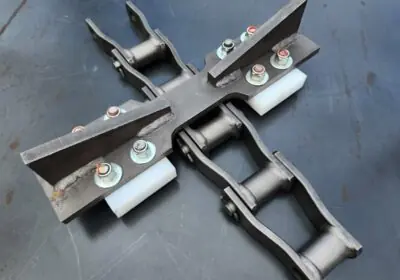 Accesorios industriales fabricados en UHMW para transportadores Redler y sistemas de arrastre de materiales de Cadenas Metalplas